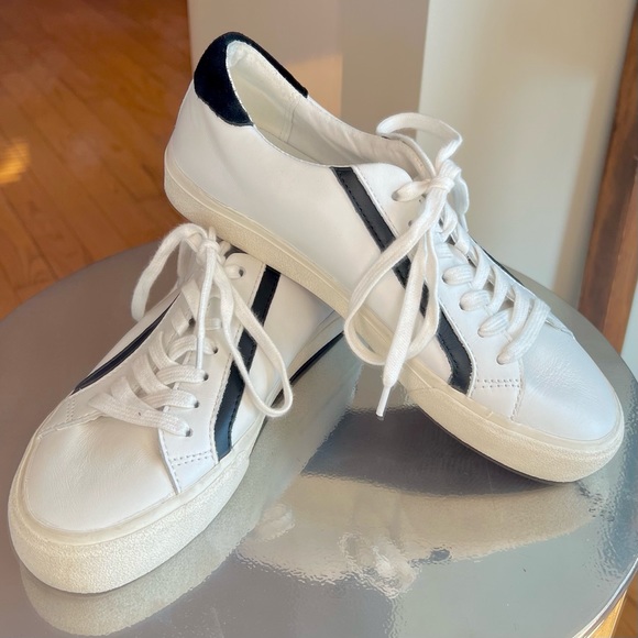 Madewell Low-Top Leather Sneakers - Picture 2 of 7